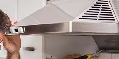 Instalación de campanas extractoras